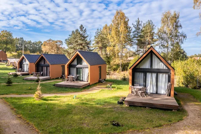 Gulbity Camp - glamping i domki na Mazurach
