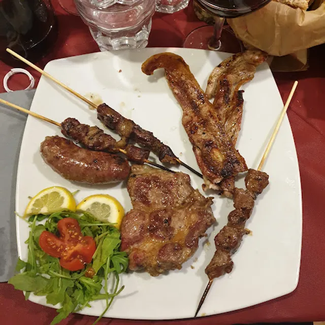 Braceria pizzeria le rocce