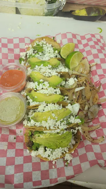 Tacos al vapor Taqueria Marianito