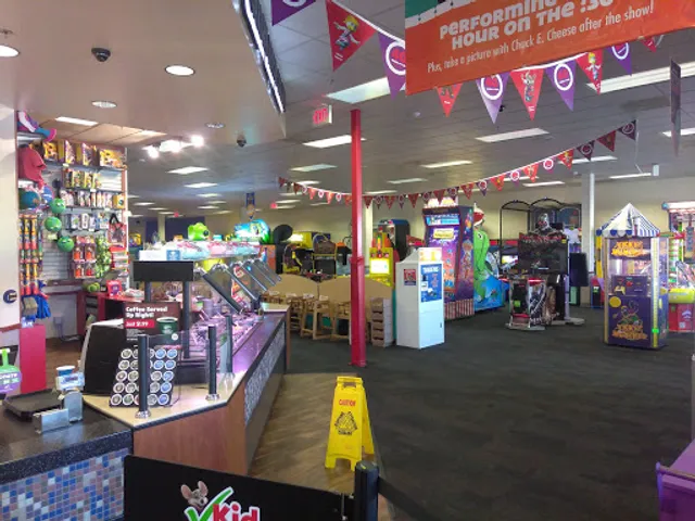 Chuck E. Cheese