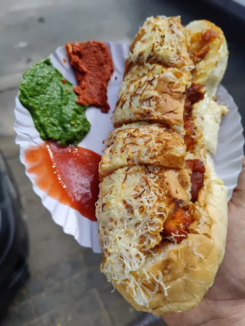 Raju Rolls (Aarey Stall)