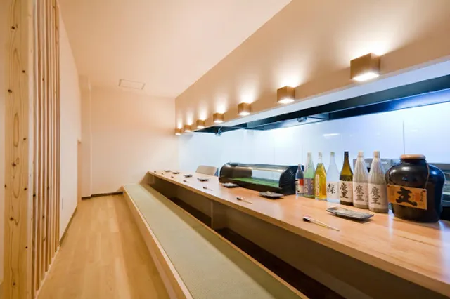 天ぷら割烹 山本