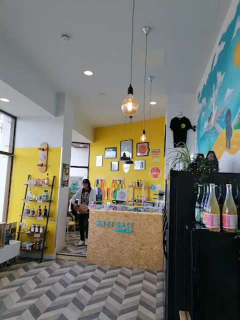 Hazy Daze Bottle Shop