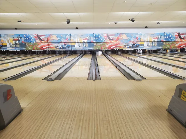 Lighthouse Lanes