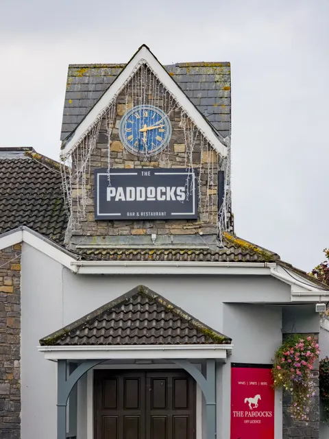 The Paddocks Bar & Lounge