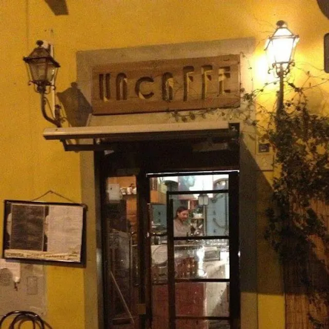 Un Caffè Bistrot - Spritz e Focacce