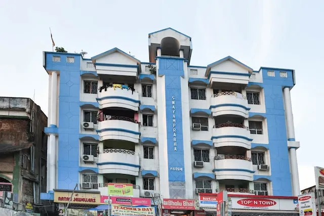 OYO 61115 Hotel Bluebell 2