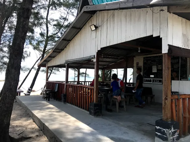 Beach Cafe Bar Kudat