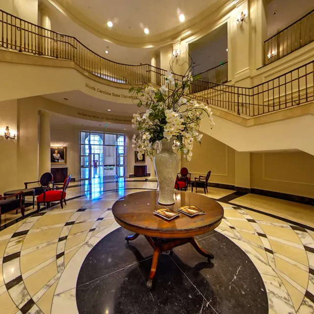 Dorothy and Roy Park Alumni Center