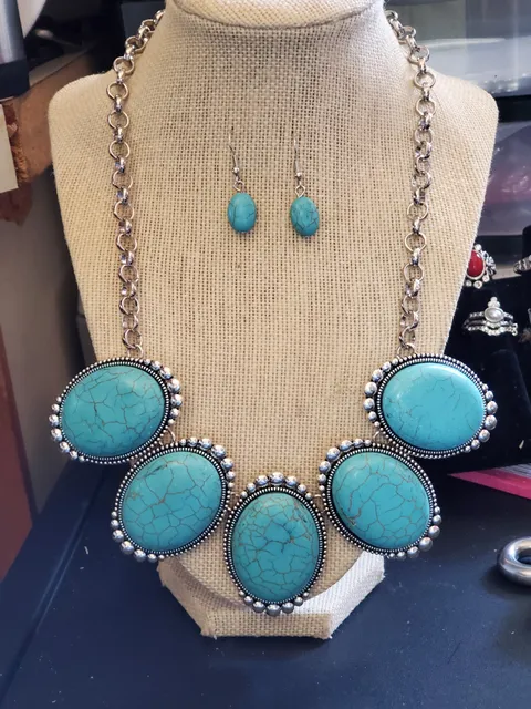 Carol's Bling Hunters