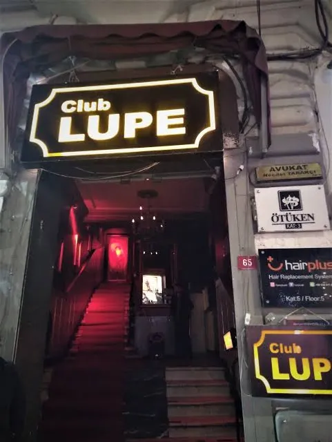 Club Lupe