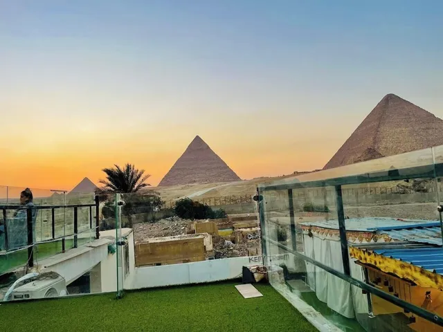 White House Pyramids view