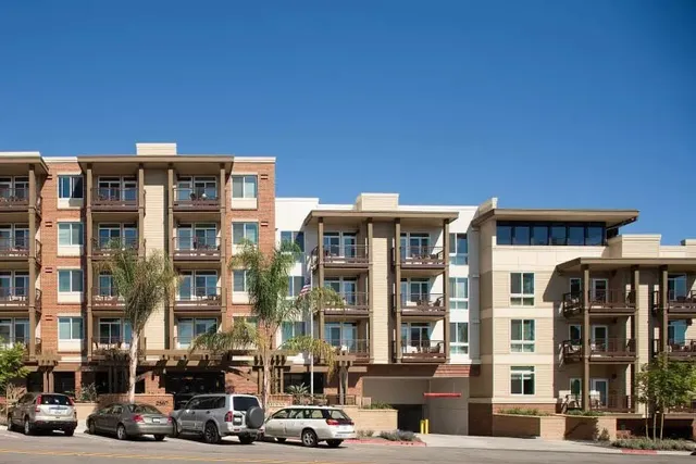 Merrill Gardens at Bankers Hill