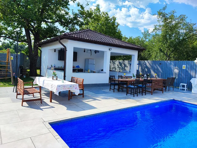 Pensiunea "MAGNESIA" (4 margarete)