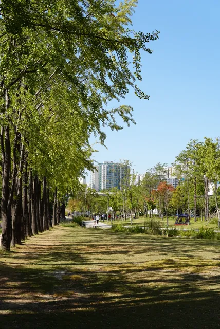 Yeontral Park