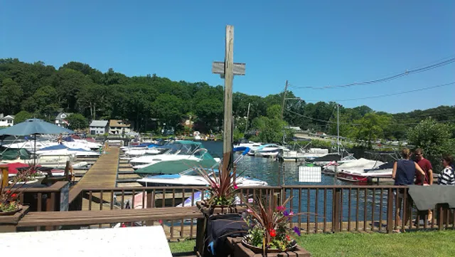 Lakeview Marina