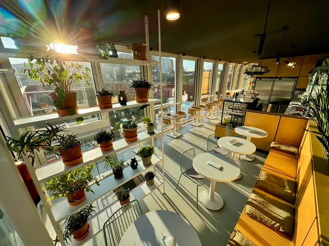 Šálek & Špunt / Na Náplavce