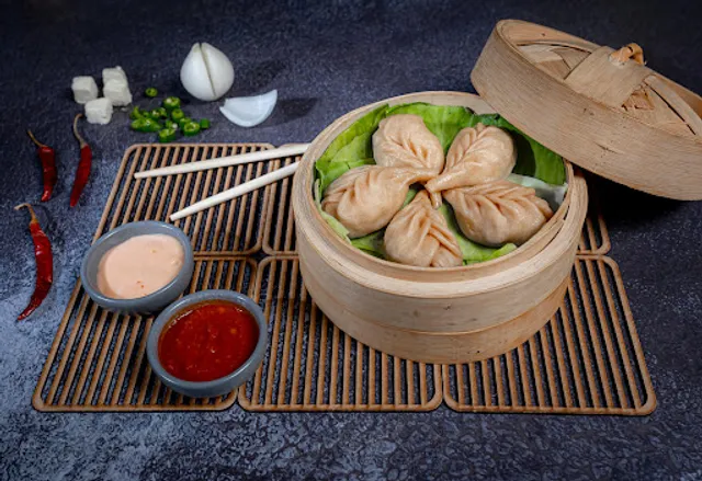 SHOFU - The Momo Man