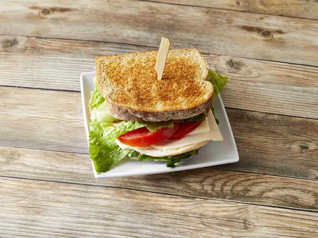 The Rec Room (Restaurant & Shake/Smoothie Bar)