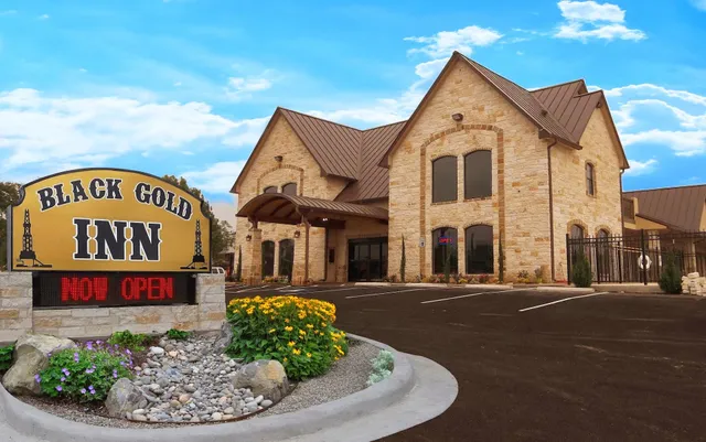 Black Gold Inn