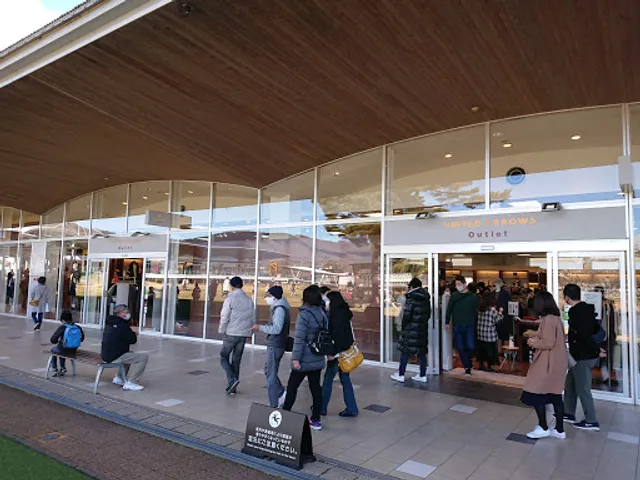 UNITED ARROWS LTD. OUTLET KARUIZAWA
