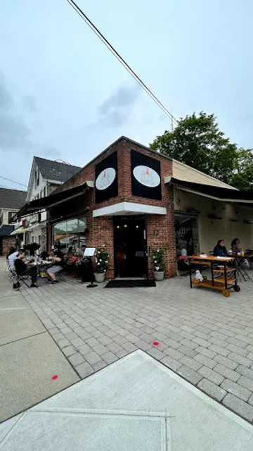 La Vie En Rose Bakery Cafe