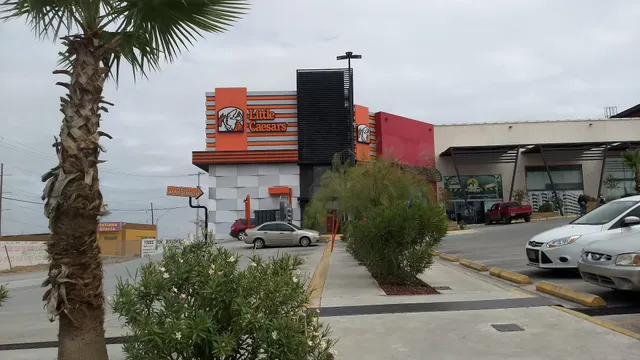 Little Caesar's Plaza Bonita