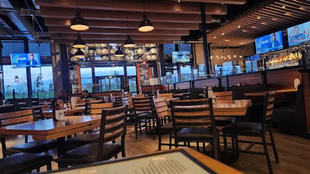BJ's Restaurant & Brewhouse