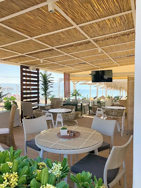 Neraida Restaurant and Beach Bar
