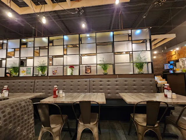 Woodstone Eatery 森石