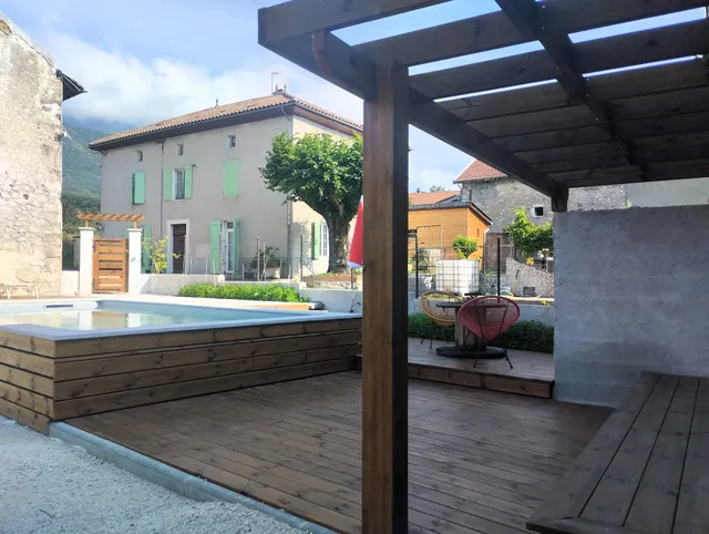 AUPRES DE NOS ARBRES