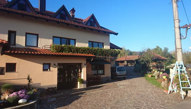 Turisticna kmetija Pri Malnarjevih