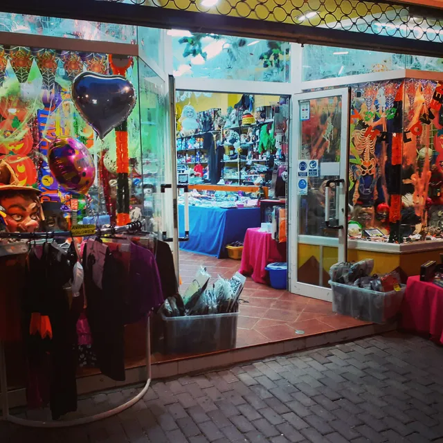 EL PARAISO DE LAS FIESTAS