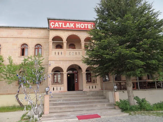 Catlak Hotel & Restaurant
