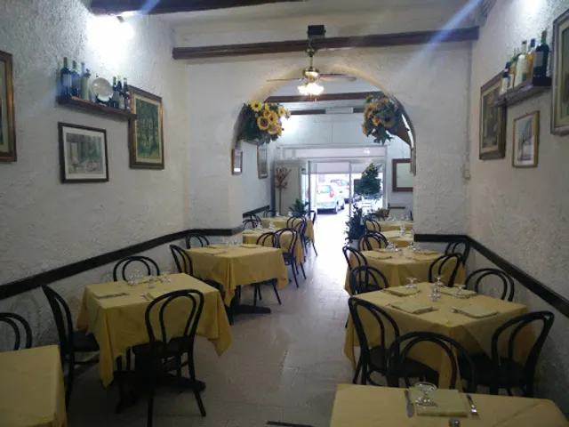 Trattoria La Tana