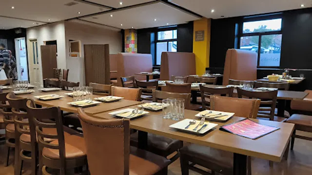 Waheed's Restaurant and Gourmet, Blackburn