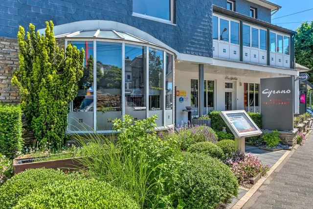 Cyrano Hotel - Restaurant
