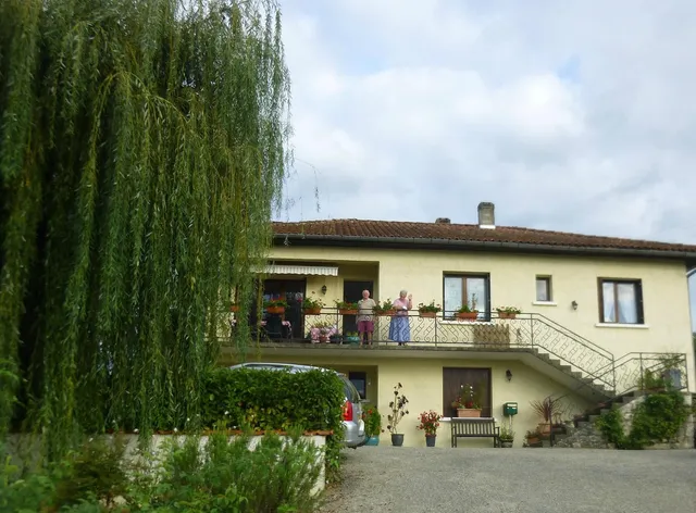 gîte fleuri du tuc de Saint Paul