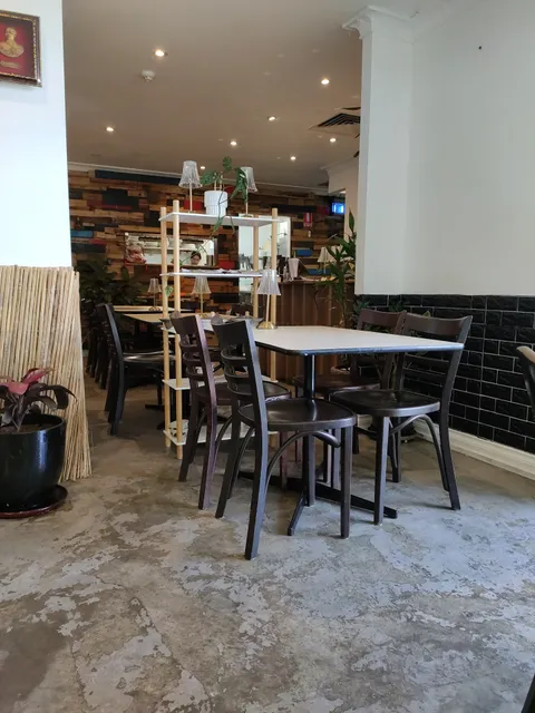 La-moon Thai Cuisine