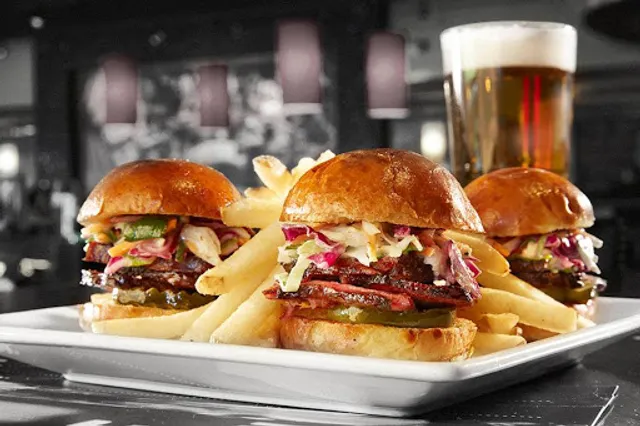 Bar Louie - Evansville