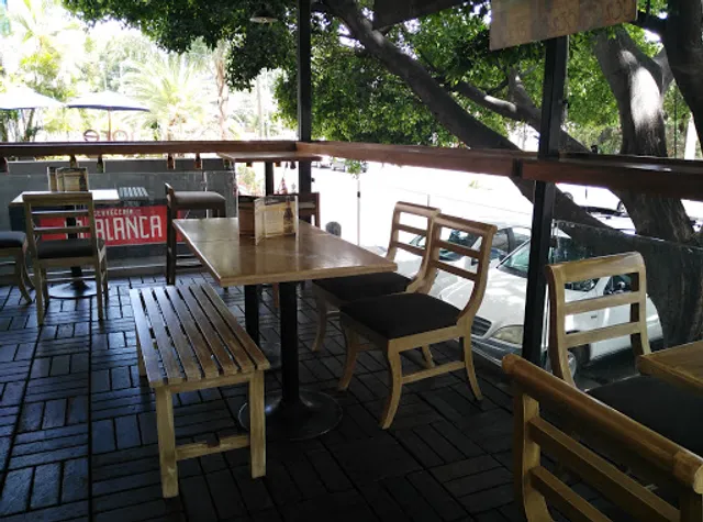 Cervecería La Blanca