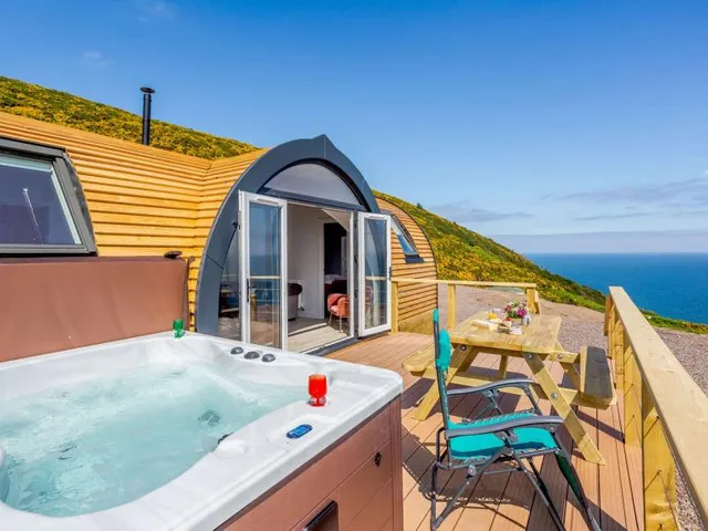 Castlecraig Clifftop Cabins