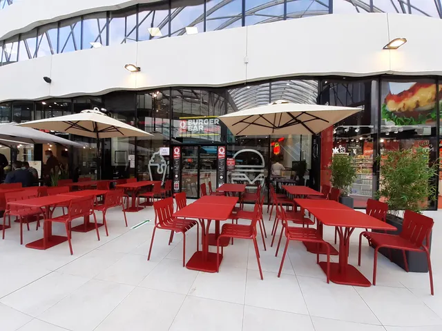 Burger Bar by Quick Lillenium