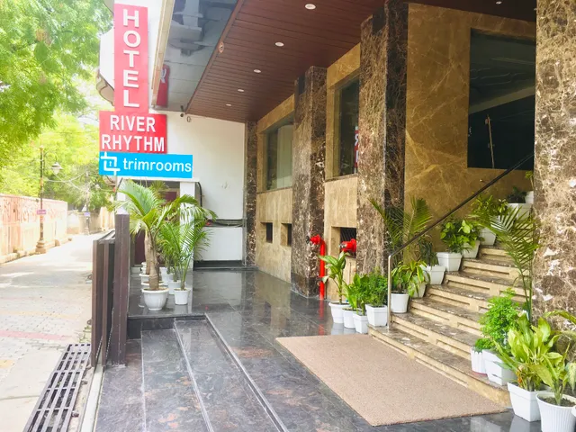 Trimrooms Varanasi @ Assi Ghat