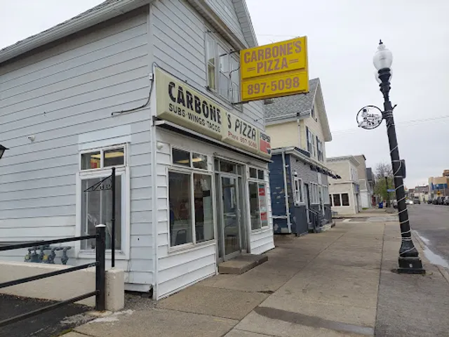 Carbone's Pizza