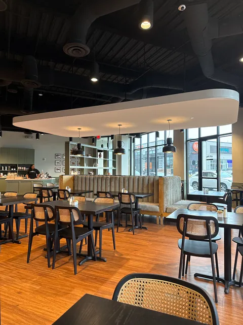 Cafe Patachou Fritz Farm