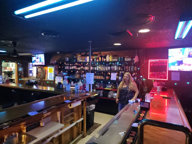 The City Bar & Grill