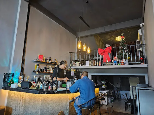 𝐏𝐇=5 𝐒𝐏𝐄𝐂𝐈𝐀𝐋𝐓𝐘 𝐂𝐎𝐅 & 𝐖𝐈𝐍𝐄 𝐒𝐏𝐀𝐂𝐄