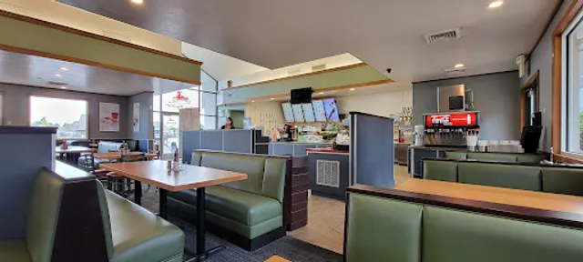 Warren's Family Restaurant Roy