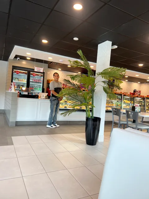 Vicky Bakery Key Largo